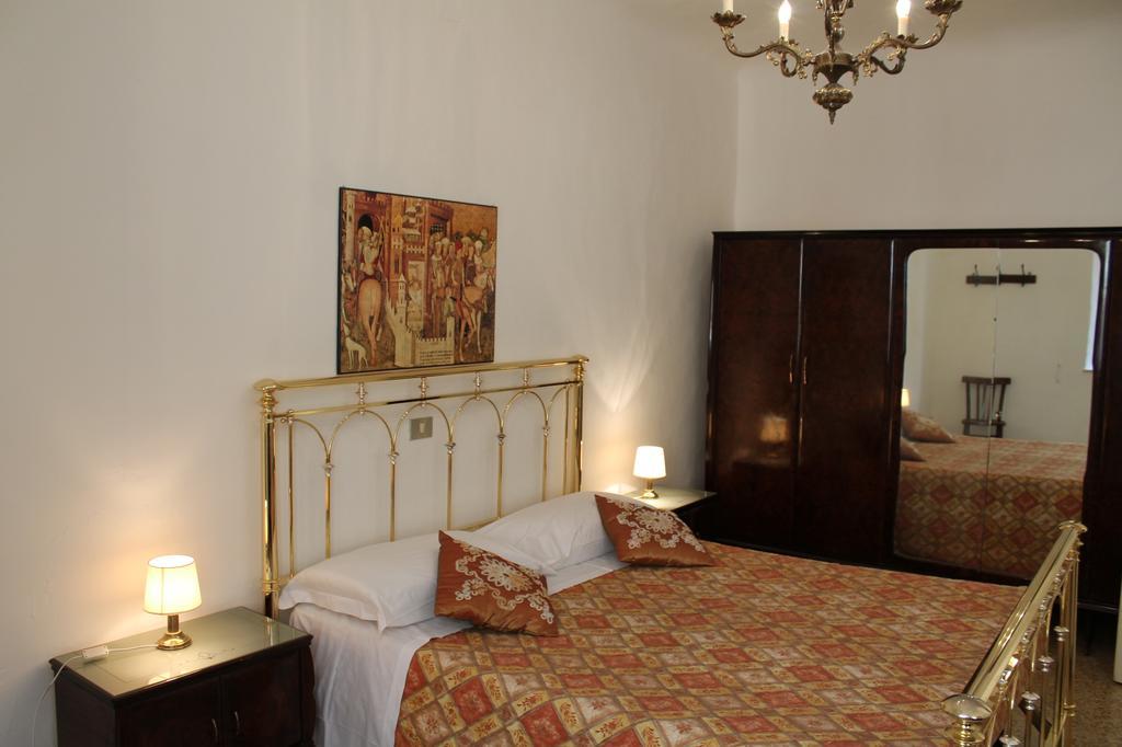 Palazzo Masi Bed & Breakfast Siena Bilik gambar