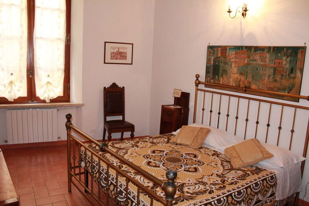 Palazzo Masi Bed & Breakfast Siena Luaran gambar